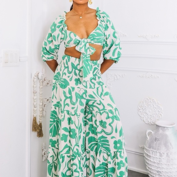 Floral Green and White pant set - Picture 7 of 7